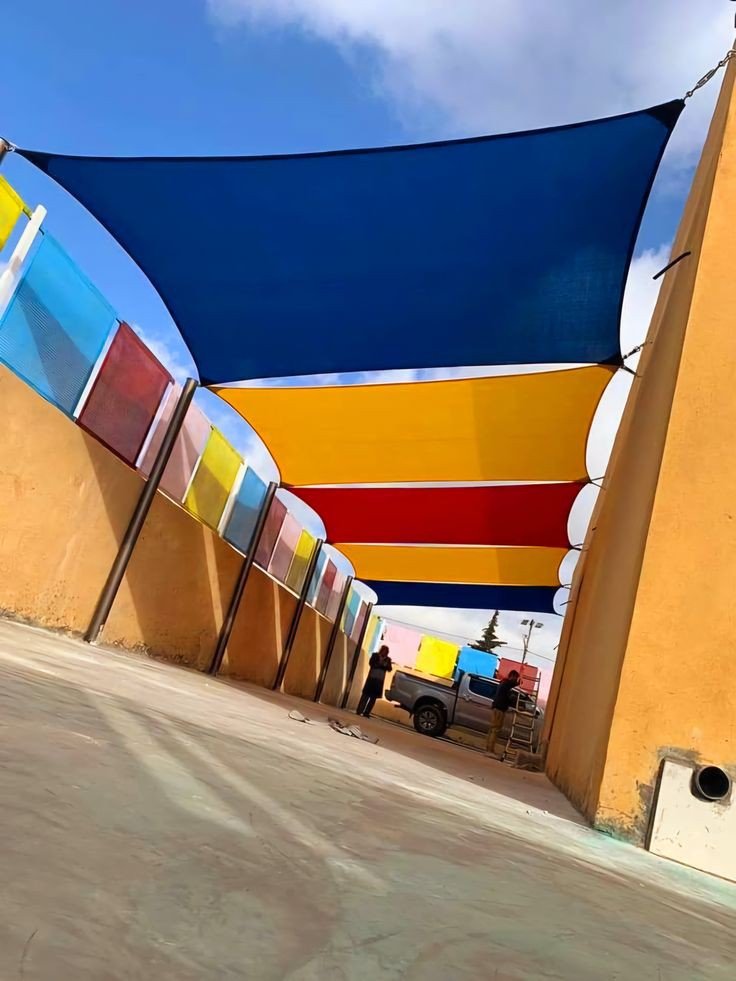 أفضل مظلات سيارات شد إنشائي