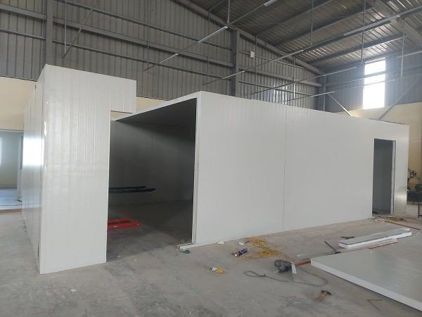 ألواح ساندوتش بانل للهناجر 