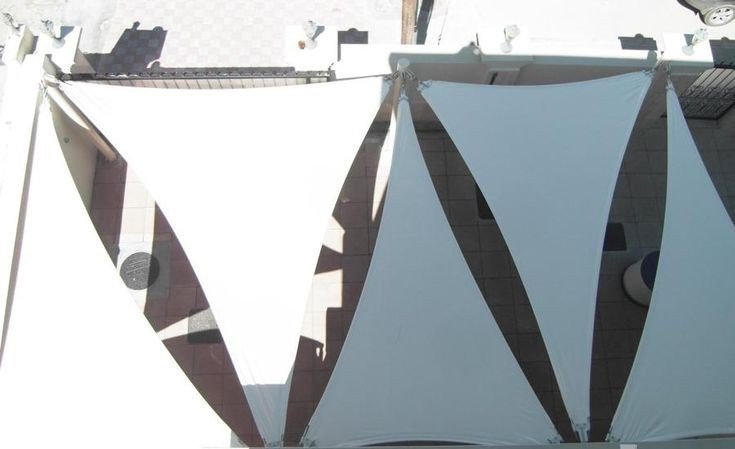 مظلات شد إنشائي للمواقف