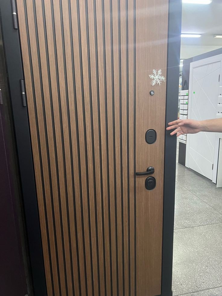 بديل الخشب للأبواب شمال الرياض