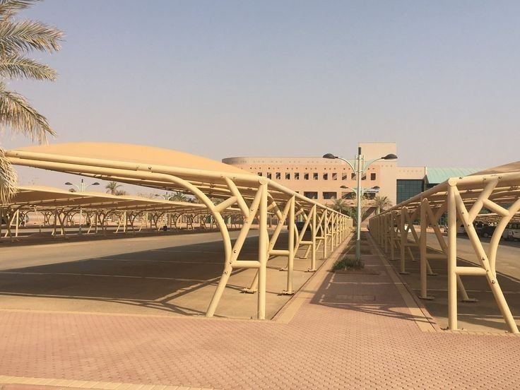 تركيب مظلات سيارات كابولي قوية وعملية لحماية السيارات من الشمس والحرارة بالرياض
